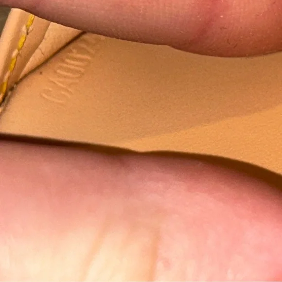 Authentic Louis Vuitton Murakami Agenda - Picture 2 of 13